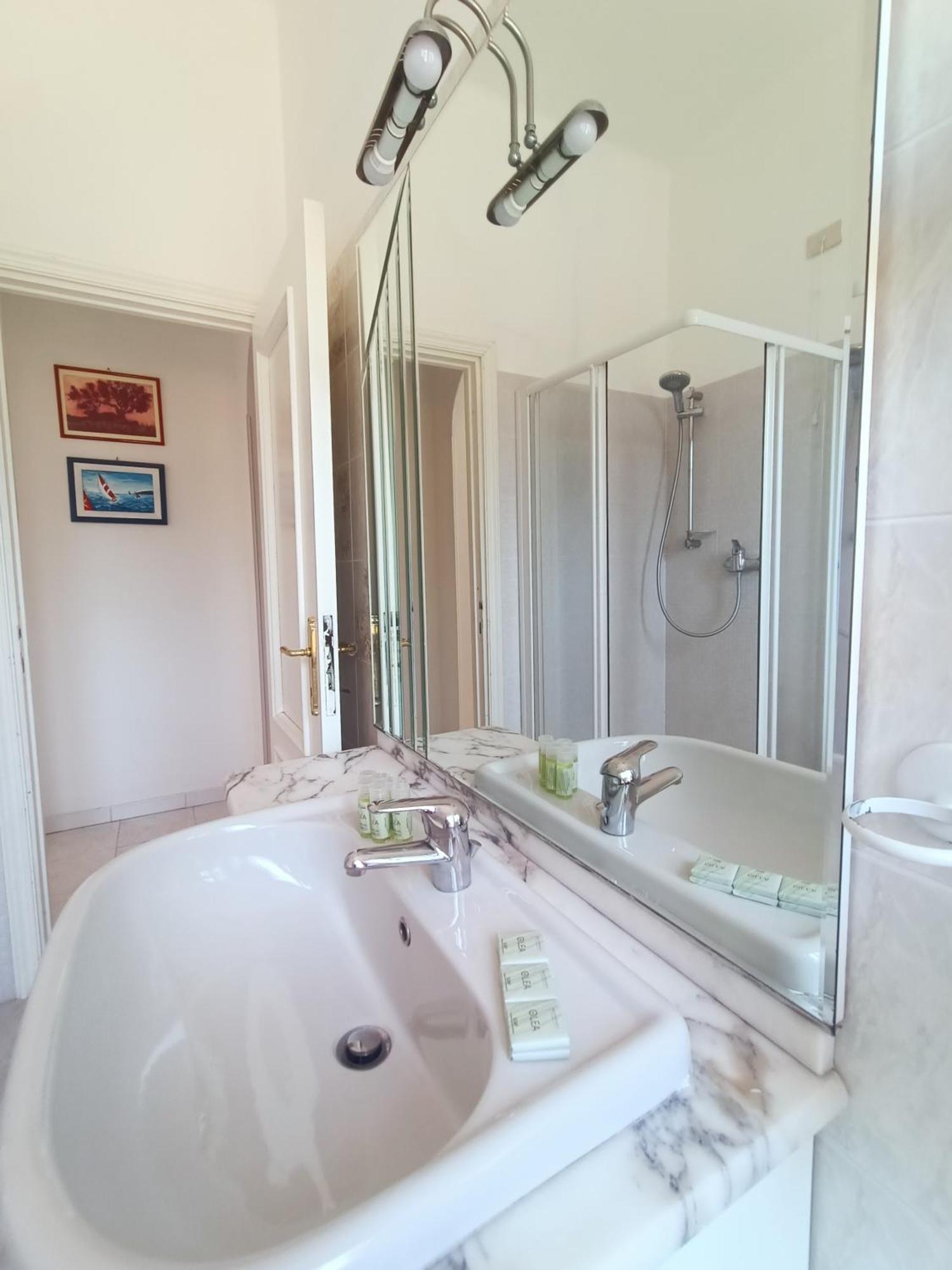 Appartamenti Villa Chiara Imperia Ngoại thất bức ảnh